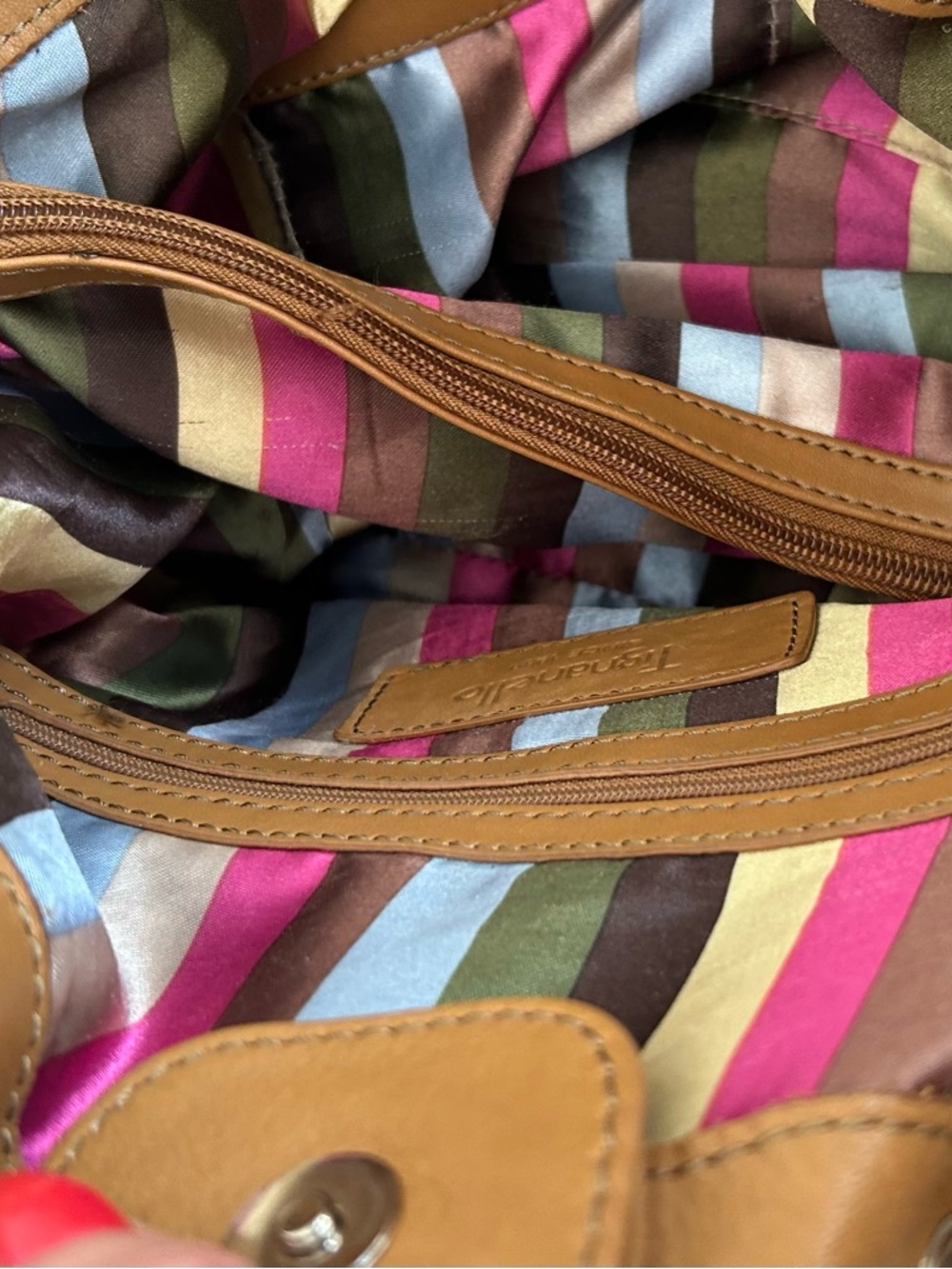 Tignanello Tan Leather Hobo Shoulder Bag Soft Pebbled Slouchy Everyday Purse - Picture 6 of 11